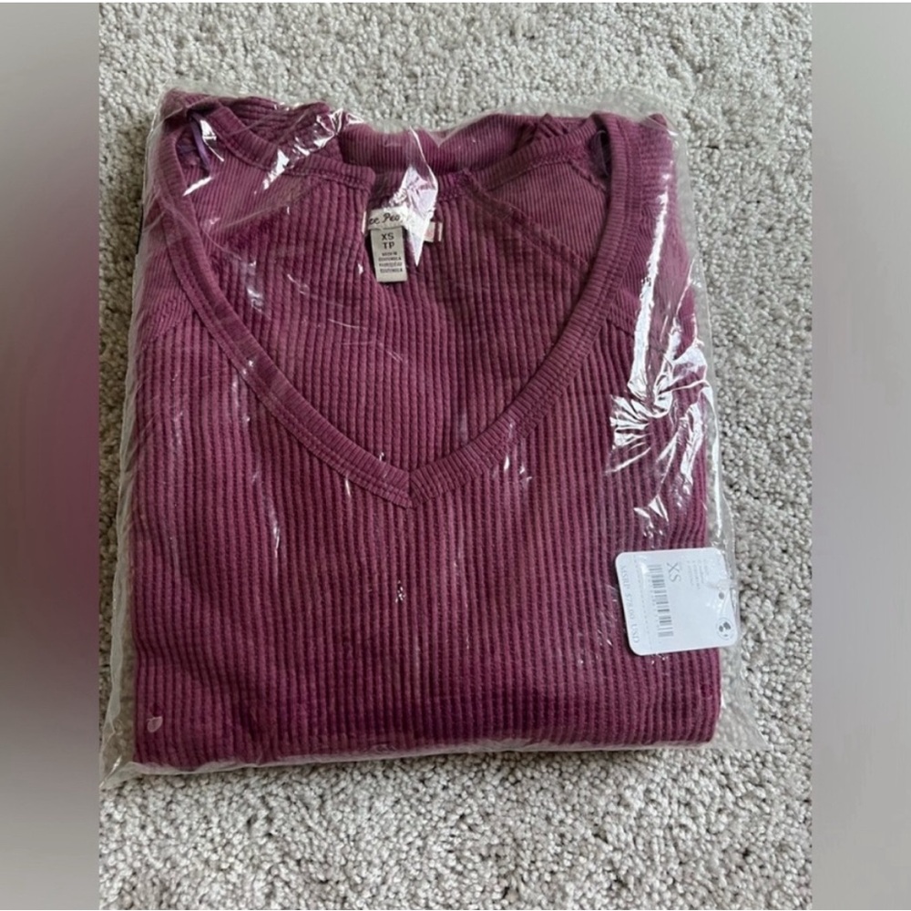 Free People - Santa Clara Thermal Top - Mulberry - Sz XS - Picture 2 of 3